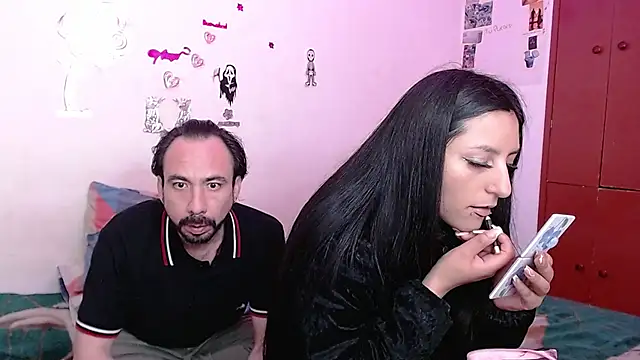 Isis Robert online show from November 20, 2025, 11:26 pm