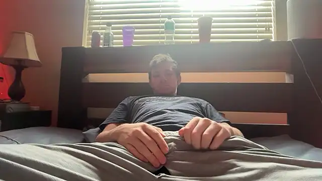 eddieeeeee1232 online show from October 25, 2025, 2:46 pm