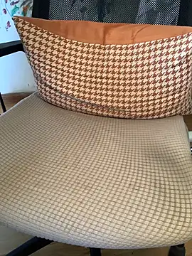 buckgaroooo online show from February 4, 2026, 4:07 am