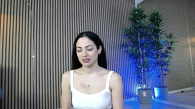 Snapshot of TheaBrown chatting on February 18, 2026, 6:31 am TheaBrown online show from February 18, 2026, 6:31 am