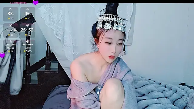 hyp0crite online show from November 29, 2025, 5:21 am