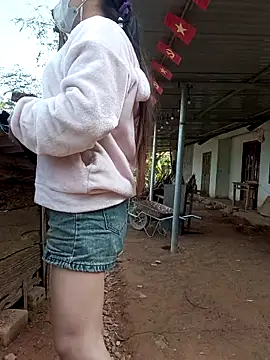 nat-tri online show from December 2, 2025, 3:34 am