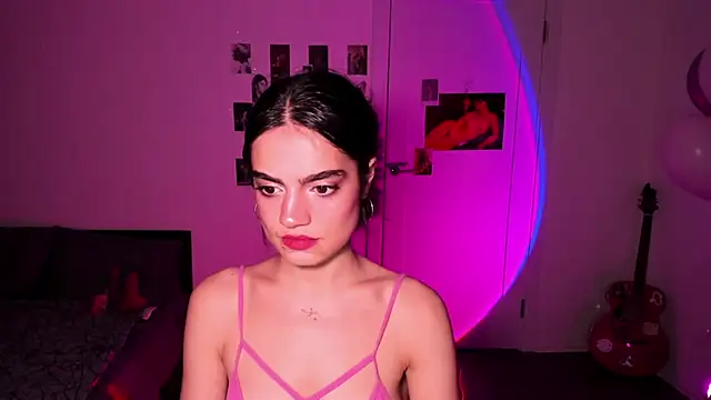 nightfloatt online show from October 24, 2025, 9:44 pm