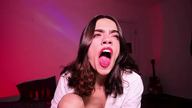 nightfloatt online show from November 25, 2025, 2:17 pm