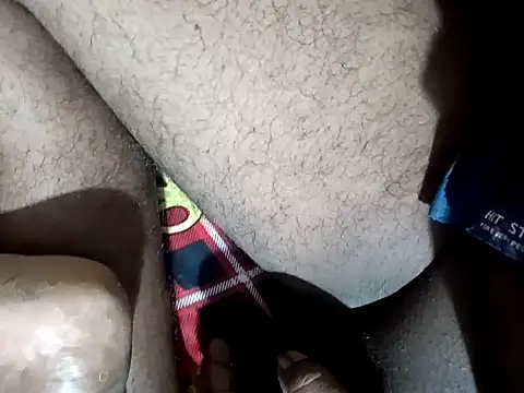 Snapshot of Ajoy-saha chatting on October 30, 2025, 7:36 pm Ajoy-saha online show from October 30, 2025, 7:36 pm