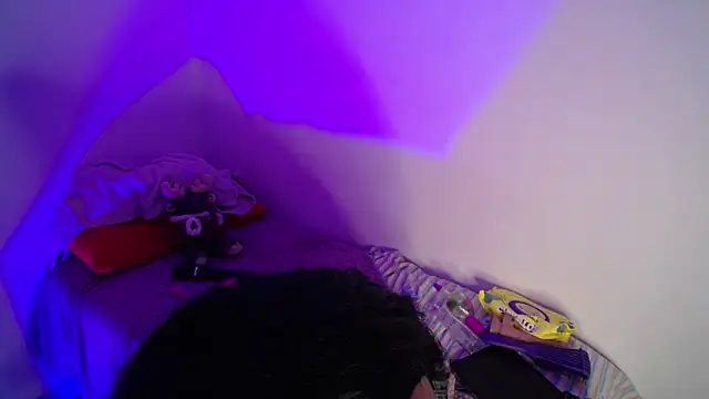 Miranda kim  online show from November 10, 2025, 1:04 am