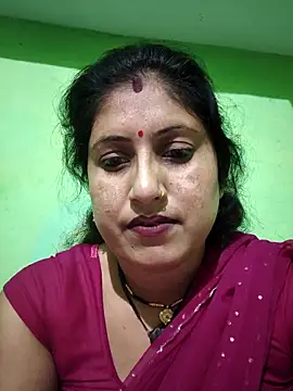 Snapshot of Rayal_bhabi chatting on March 4, 2026, 1:39 pm Rayal bhabi online show from March 4, 2026, 1:39 pm