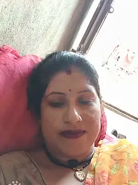 Snapshot of Rayal_bhabi chatting on May 17, 2026, 3:48 am Rayal bhabi online show from May 17, 2026, 3:48 am