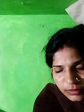 Snapshot of Karishma_cute chatting on October 17, 2025, 11:18 pm Karishma cute online show from October 17, 2025, 11:18 pm