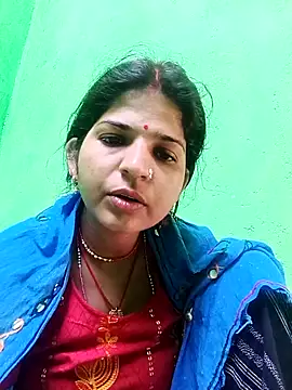 Snapshot of Karishma_cute chatting on November 3, 2025, 2:35 am Karishma cute online show from November 3, 2025, 2:35 am