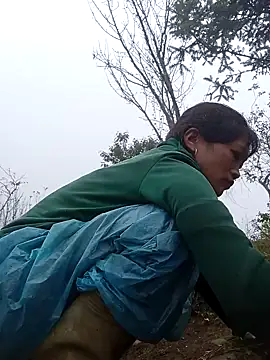 siusiu-00 online show from November 2, 2025, 2:03 am