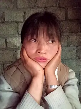 Snapshot of siusiu-00 chatting on February 21, 2026, 10:27 am siusiu-00 online show from February 21, 2026, 10:27 am