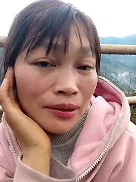 Snapshot of siusiu-00 chatting on February 23, 2026, 1:25 am siusiu-00 online show from February 23, 2026, 1:25 am