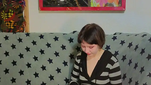 Snapshot of ReincarnatedAngel chatting on October 29, 2025, 4:42 pm ReincarnatedAngel online show from October 29, 2025, 4:42 pm