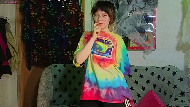 Snapshot of ReincarnatedAngel chatting on November 6, 2025, 8:32 pm ReincarnatedAngel online show from November 6, 2025, 8:32 pm