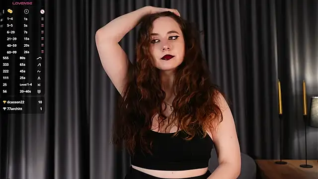 YuriFout online show from November 3, 2025, 11:11 am