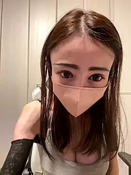 ericiii online show from November 11, 2025, 6:35 am