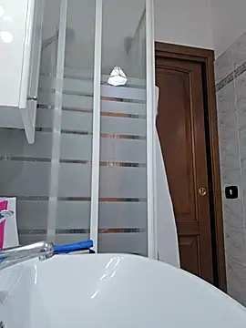 mirko1702 online show from November 5, 2025, 7:52 am