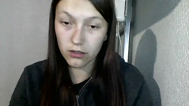 luna tt online show from October 14, 2025, 3:57 pm