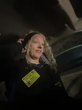 queenkelly1234 online show from February 15, 2026, 3:25 am