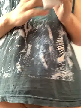 Snapshot of La-Gatiita-trans chatting on November 30, 2025, 2:43 pm La-Gatiita-trans online show from November 30, 2025, 2:43 pm