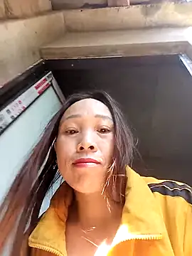 Snapshot of Manni_john chatting on November 22, 2025, 2:32 am Manni john online show from November 22, 2025, 2:32 am