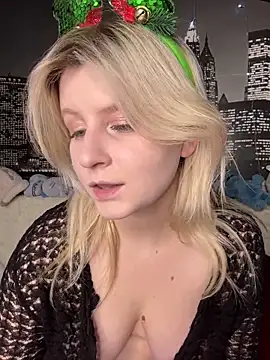 Snapshot of BonnyeBoom chatting on November 26, 2025, 3:35 pm BonnyeBoom online show from November 26, 2025, 3:35 pm