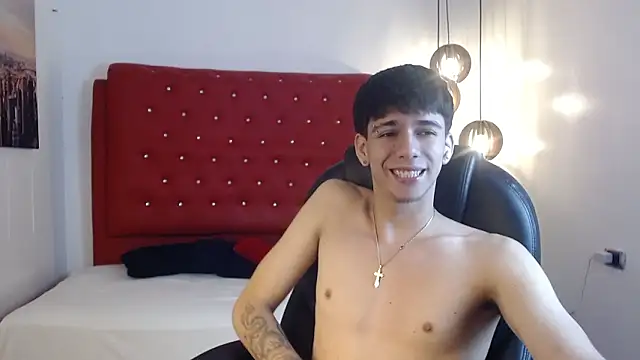 AmethystShadow17 online show from March 24, 2026, 8:47 pm