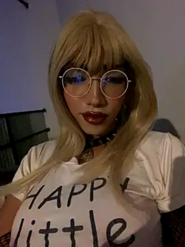 Snapshot of Cute_Aleja chatting on November 2, 2025, 5:10 am Cute Aleja online show from November 2, 2025, 5:10 am