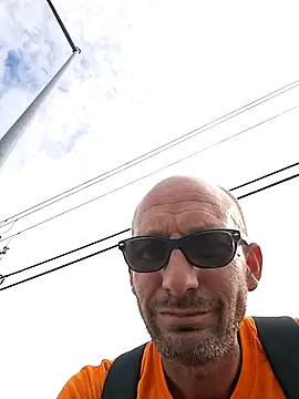 whateveruwanthowever online show from November 14, 2025, 7:23 pm