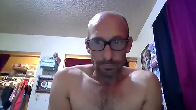 whateveruwanthowever online show from November 30, 2025, 9:19 pm