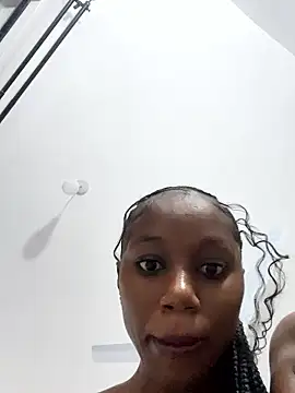 Snapshot of NyahHeat chatting on January 13, 2026, 8:25 pm NyahHeat online show from January 13, 2026, 8:25 pm