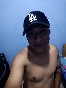 Snapshot of RennySem chatting on October 14, 2025, 12:00 am RennySem online show from October 14, 2025, 12:00 am