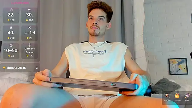 MATEO HUNTER online show from February 10, 2026, 12:09 pm