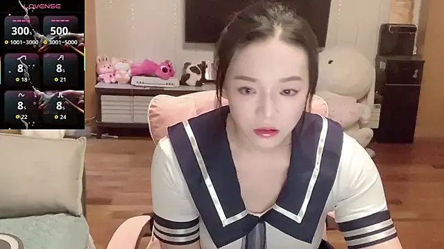 Mimi-777 online show from October 28, 2025, 3:58 pm