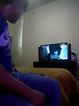 checheludo23 online show from February 8, 2026, 3:32 am