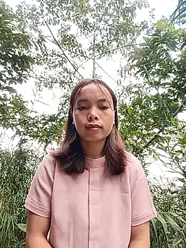 Snapshot of Nguyet2k4 chatting on December 23, 2025, 1:03 am Nguyet2k4 online show from December 23, 2025, 1:03 am