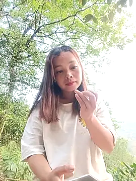 Nguyet2k4 online show from April 11, 2026, 11:09 pm