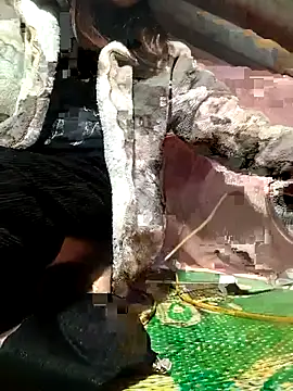 -Kem-01 online show from November 21, 2025, 1:32 pm