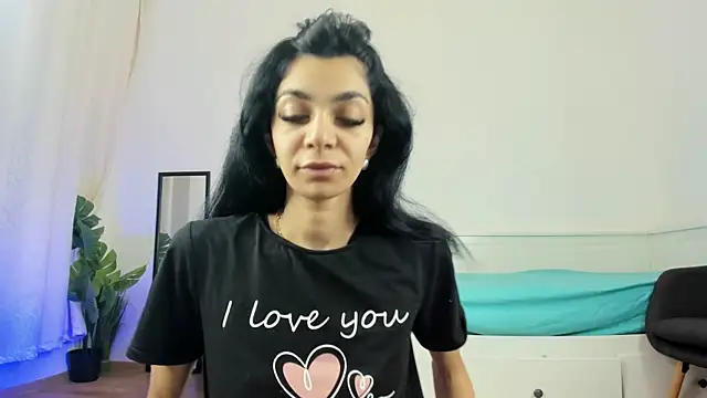 ReneeVoss online show from April 8, 2026, 2:55 am