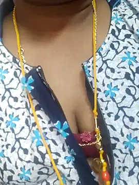 Snapshot of Tamil_Ponnu_Riya chatting on February 10, 2026, 6:34 pm Tamil Ponnu Riya online show from February 10, 2026, 6:34 pm