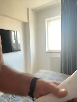 Snapshot of COBRAboySEX@xh chatting on June 18, 2026, 9:14 am COBRAboySEXxh online show from June 18, 2026, 9:14 am