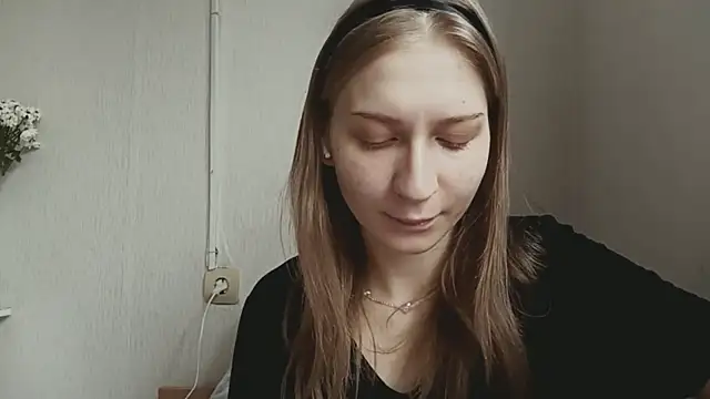 Snapshot of PetronilaReagen chatting on December 3, 2025, 7:49 am PetronilaReagen online show from December 3, 2025, 7:49 am