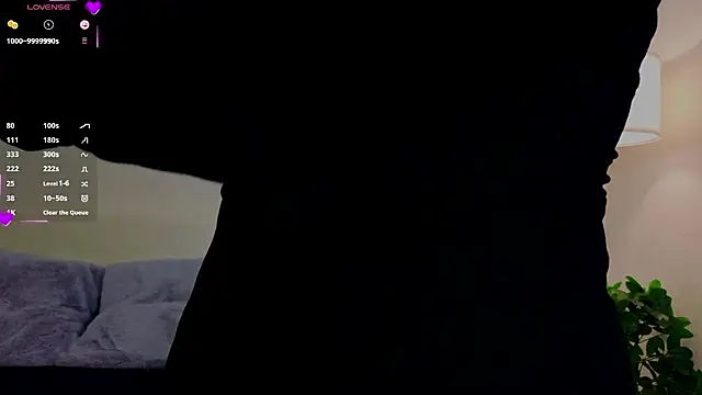 Erosyne online show from March 12, 2026, 5:08 pm