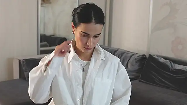 Snapshot of CocoTrap chatting on October 27, 2025, 12:20 pm CocoTrap online show from October 27, 2025, 12:20 pm