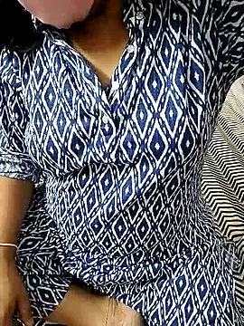 Snapshot of Hot_Boude chatting on October 15, 2025, 4:51 pm Hot Boude online show from October 15, 2025, 4:51 pm