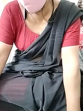 Snapshot of Hot_Boude chatting on October 29, 2025, 11:56 am Hot Boude online show from October 29, 2025, 11:56 am