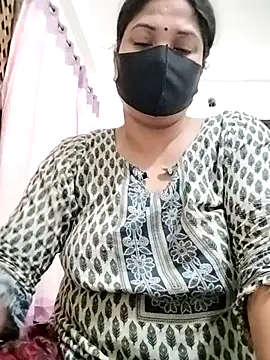 Snapshot of Hot_Boude chatting on November 3, 2025, 3:35 pm Hot Boude online show from November 3, 2025, 3:35 pm