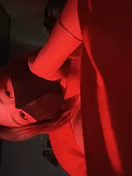 Snapshot of noe-00 chatting on October 23, 2025, 11:31 am noe-00 online show from October 23, 2025, 11:31 am