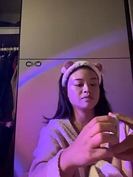 Snapshot of noe-00 chatting on November 3, 2025, 3:13 pm noe-00 online show from November 3, 2025, 3:13 pm